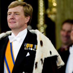 Willem koning kersttoespraak huis toespraak raja bezoekt belanda nederlanden arenda oomen king rvd peel maas sosok kunjungi ini integrale koninklijk